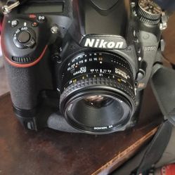 Nikon D750 camera And Lenses Bundle