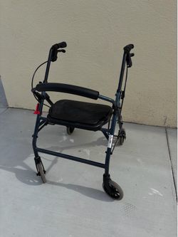 Adult walker