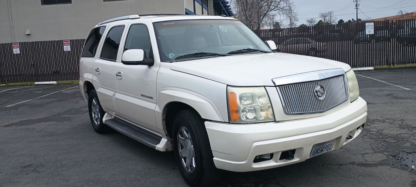 2003 Cadillac Escalade