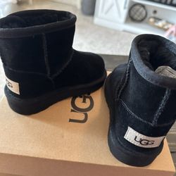 Toddler Girls Black Ugg Boots