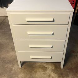 4 Drawer Dresser