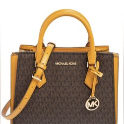 MICHAEL MK "HOPE" LOGO 🤎BROWN & MARIGOLD💛 MEDIUM MESSENGER BAG 💛LIKE NEW💛