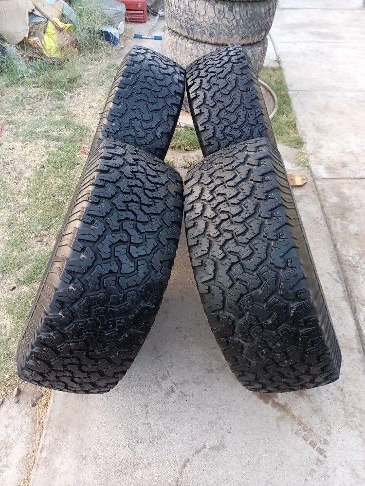 RIMS 33X12.50R15LT.....5 LUGS FIT FORD RANGER JEEP GRAND CHEROKEE 97