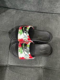 Rose Nike Slides