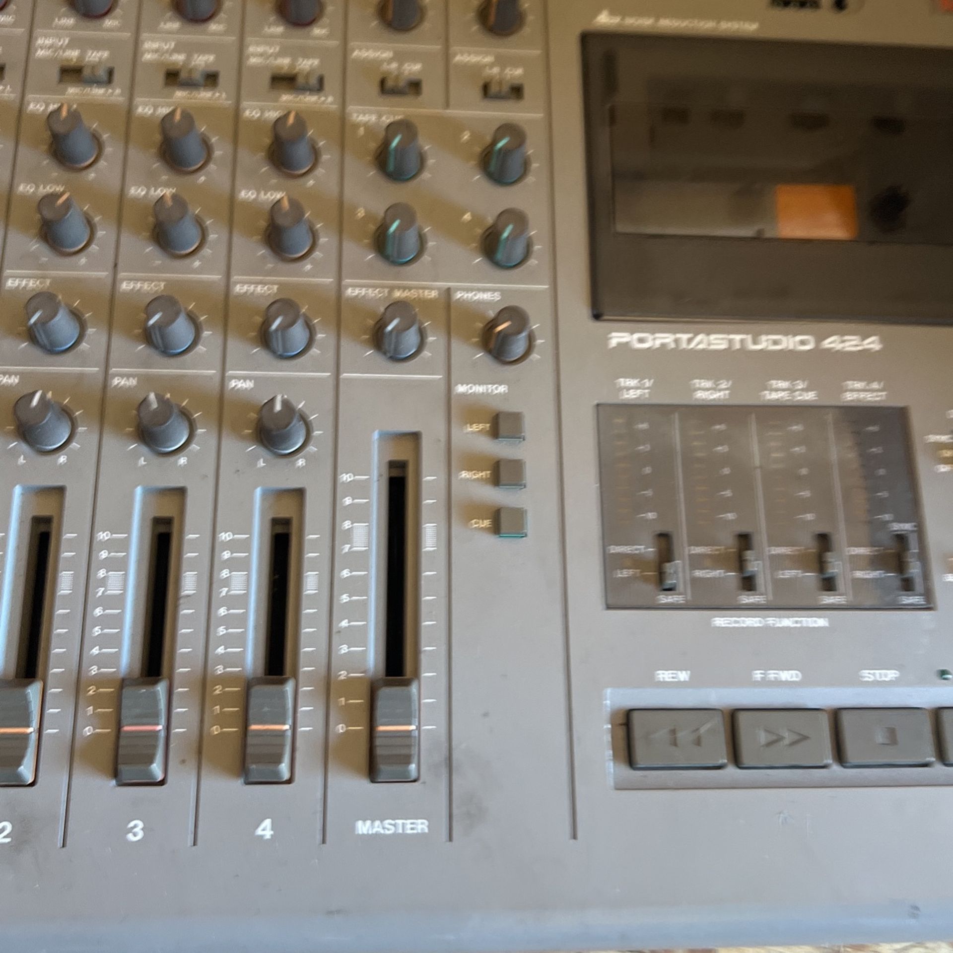 Tascam 424