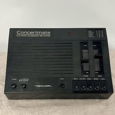 Vintage Radio Shack REALISTIC 42 - 2103 CONCERTMATE ELECTRONIC ACCOMPANIST METRONOME 1981. Works w batteries, no cord.