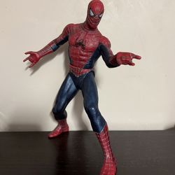 Marvel Spider-Man 2002 Tobey Maguire 15 Inch Figure