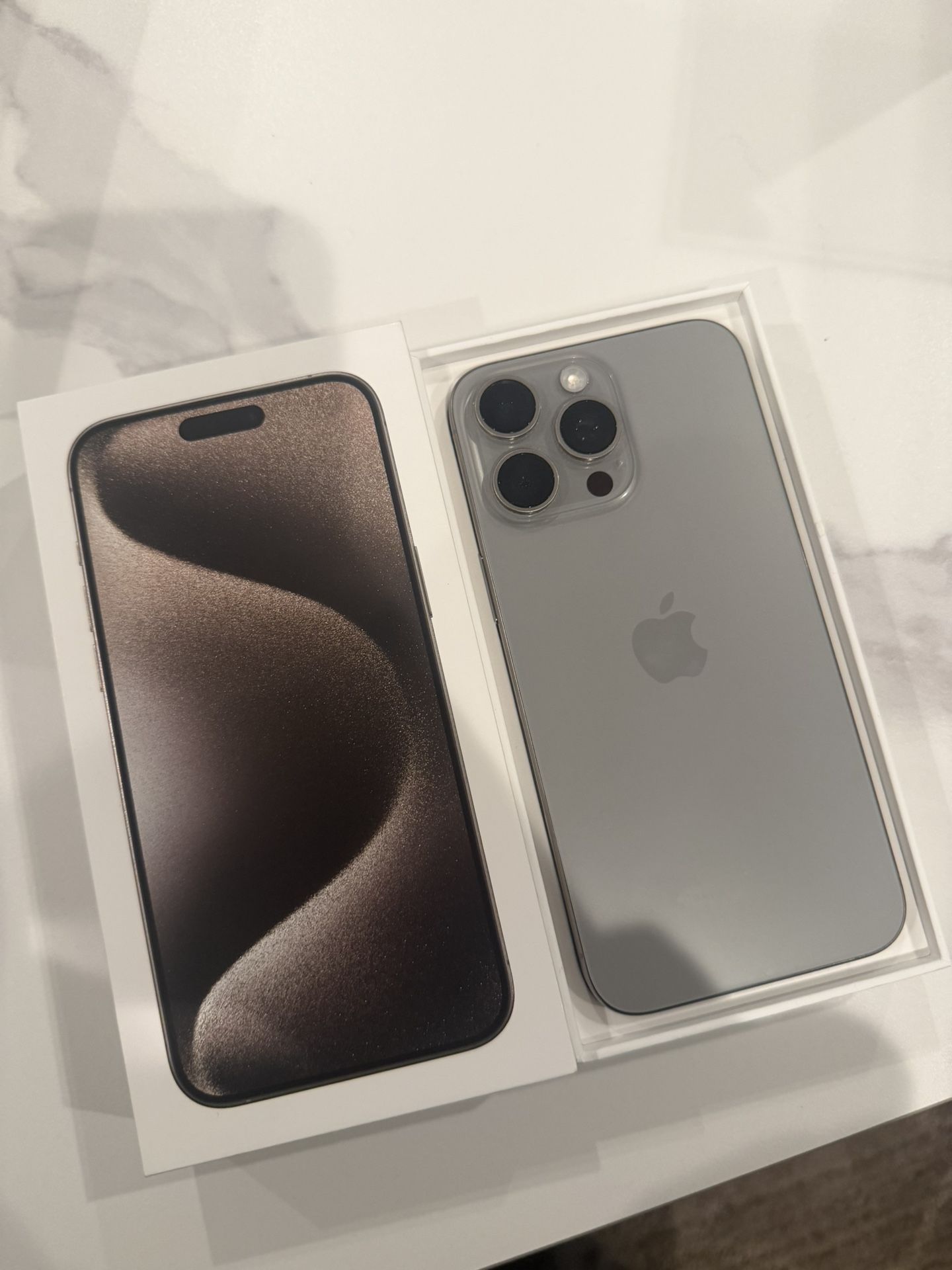 iPhone 15 Pro Max 256 GB