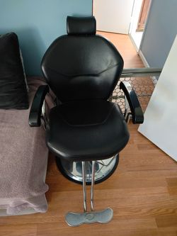 Barber chair