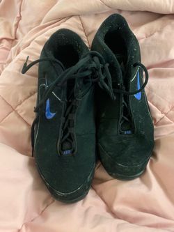 Nikes size 10