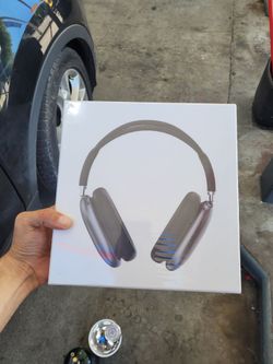 first-generation AirPods Max  w/ smart case BRAND NEW SEALED IN BOX