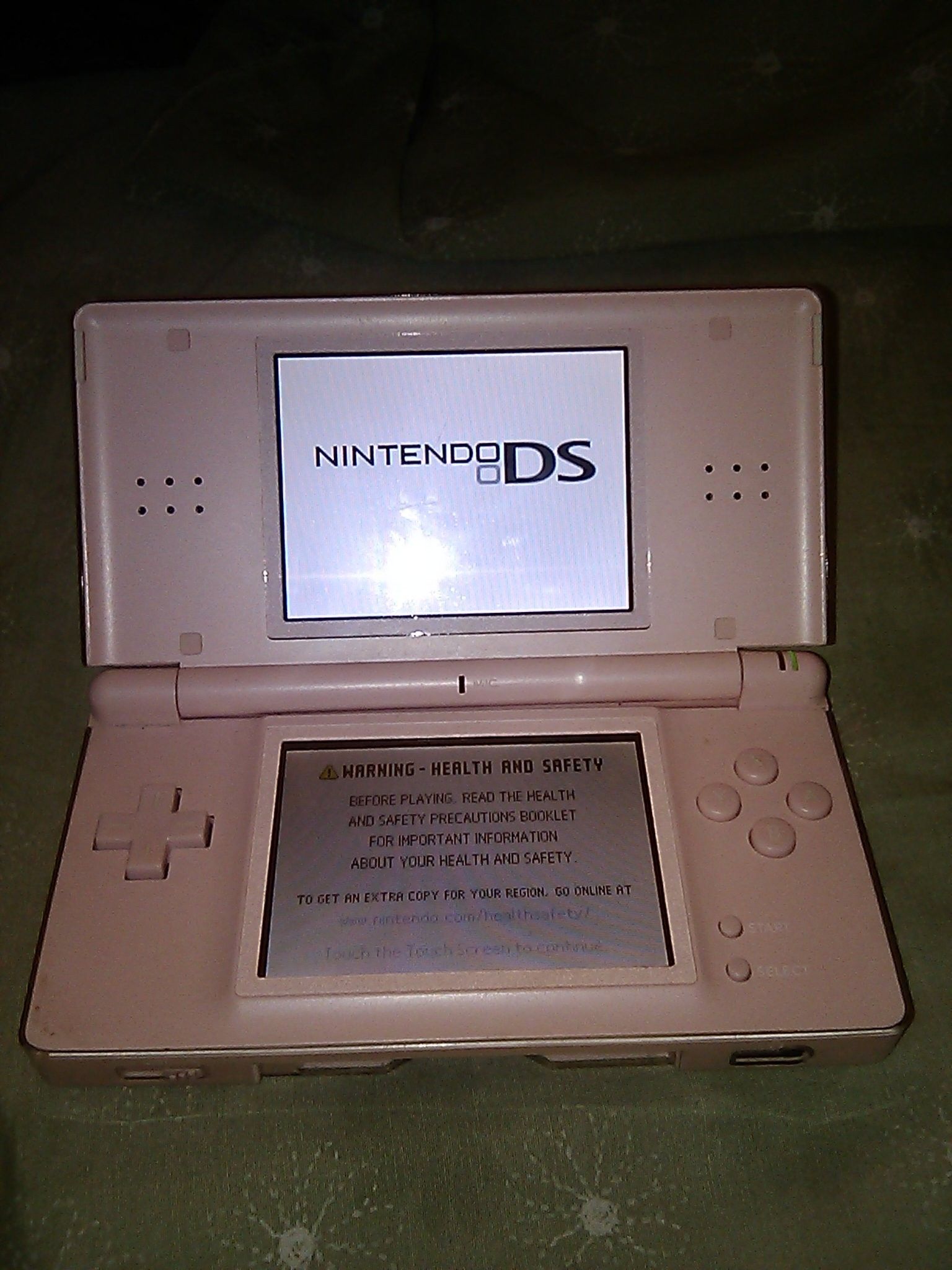 Nintendo DS Lite -Pink 2006-8