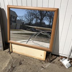 Dresser mirror
