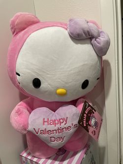 Hello Kitty Valentine’s Day Greeter 