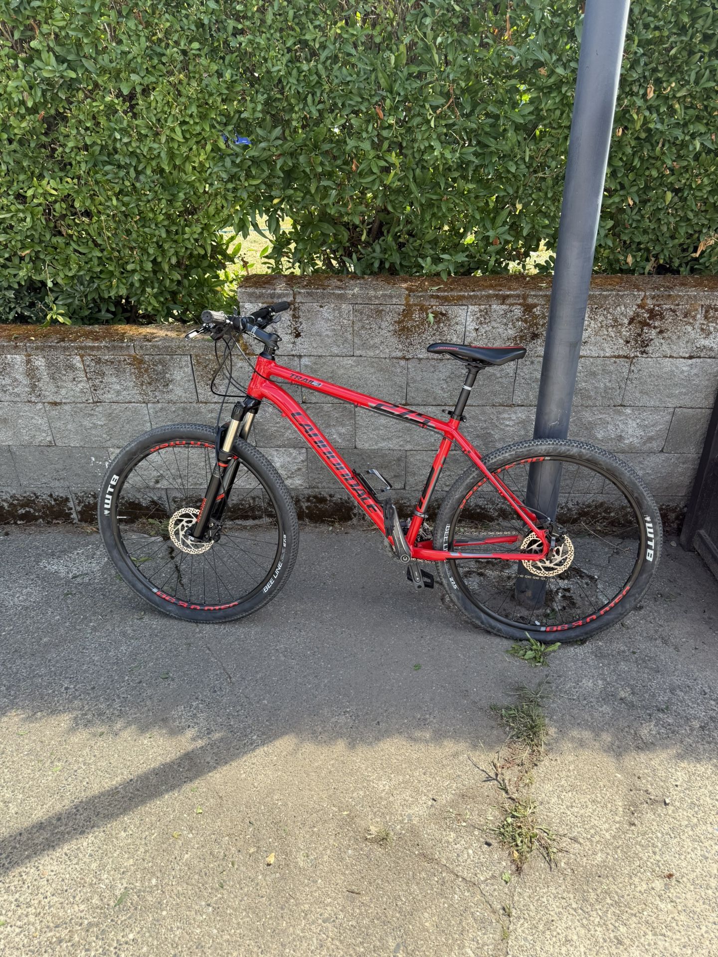 Cannondale 27.5 Trail3 27 Speed