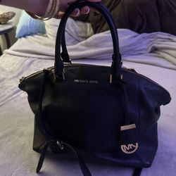 Micheal Kors Purse