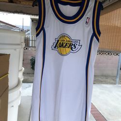 Vestido de los Lakers