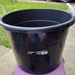 Storage 17 Gallon Tub