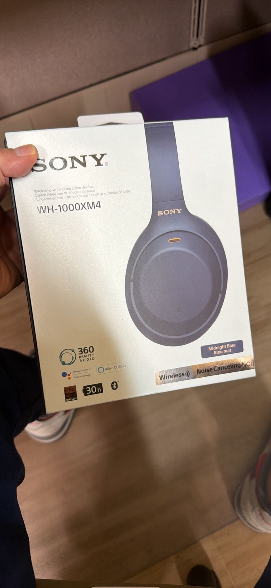 Sony XM4 blue Headphones