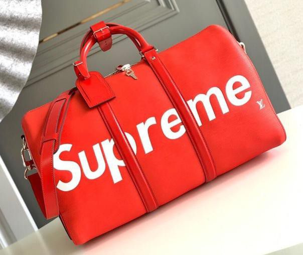 Authentic Louis Vuitton X Supreme Keepall Bandouliere Never Worn