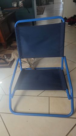 Foldable blue beach chair