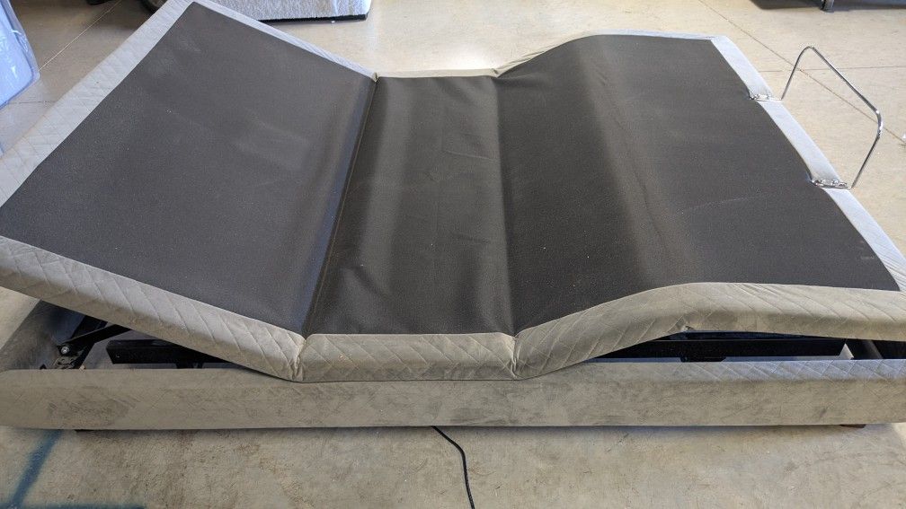 Queen Adjustable Bed