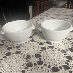 Coordinated set of 6 pillivuyt porcelain pieces $20 each
