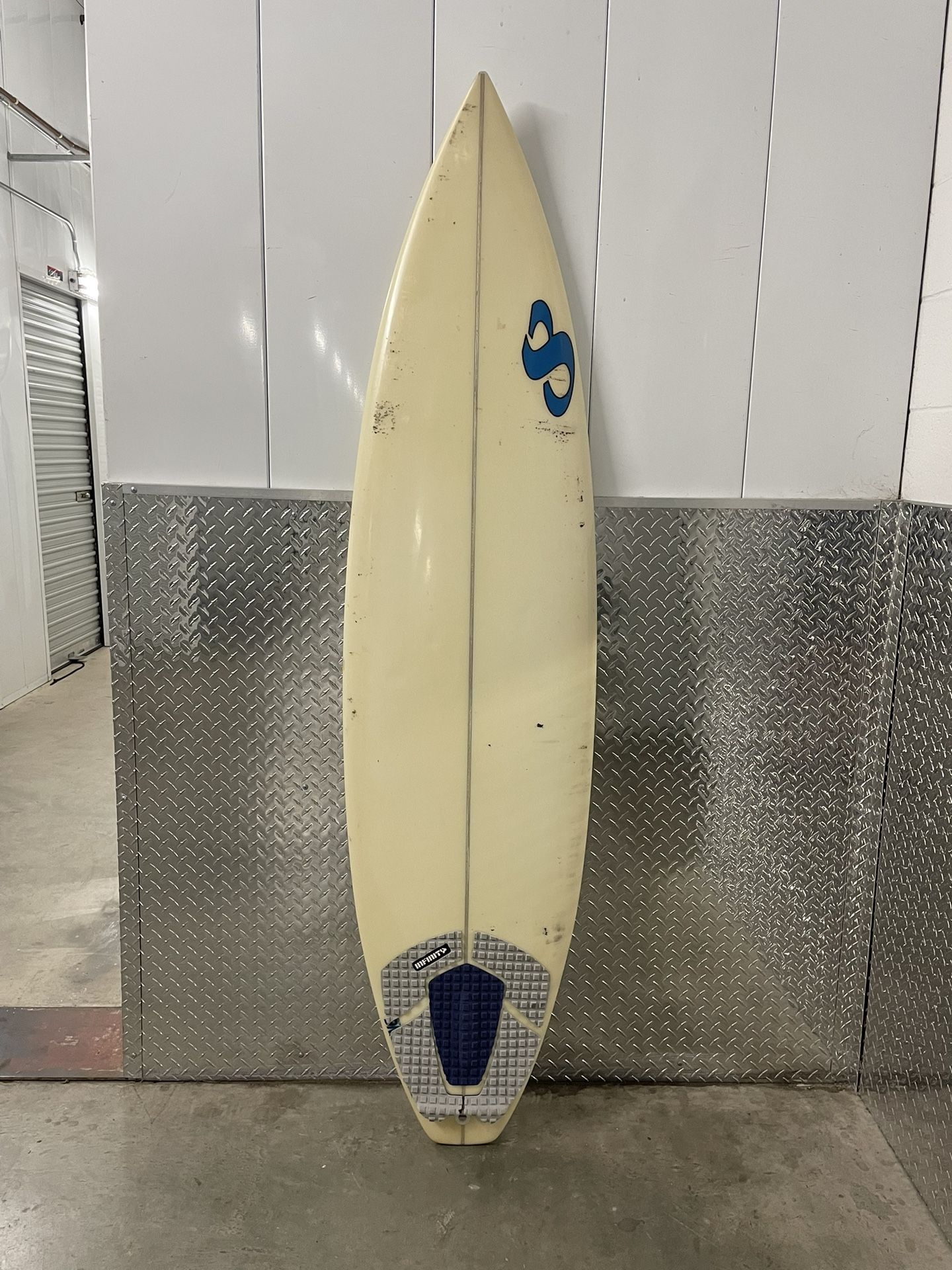 surfing 303 188×52×6.6 6'6” Surfboard