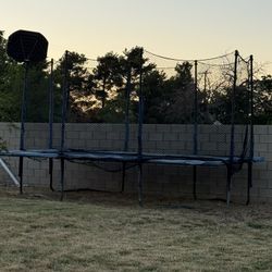 Trampoline 