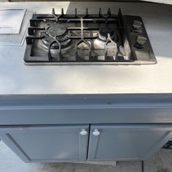 stove with cabinet