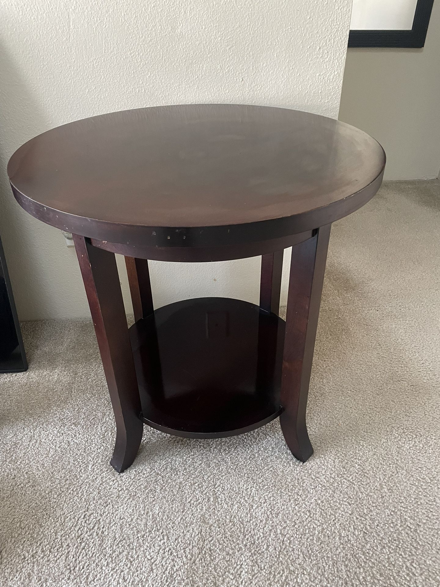 Round End Table