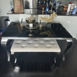 Dinning Table 