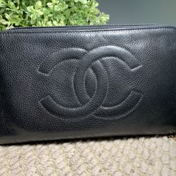 Chanel Long Zippy Black Caviar Leather WOC