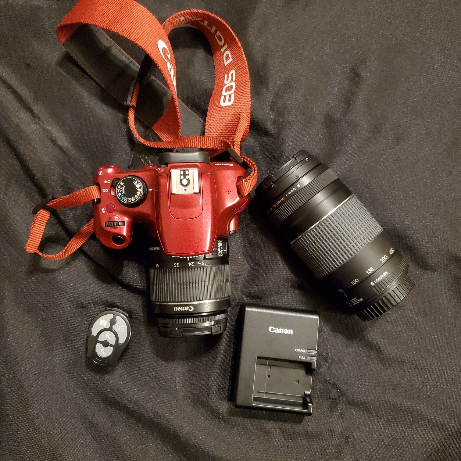 🤩😎Candy Apple RED Canon EOS Rebel T5 Digital SLR Camera with EF-S 18-55mm IS II + EF 75-300mm Bundle