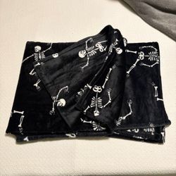 Dancing Skeleton Throw Blanket