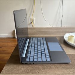 Microsoft Surface Laptop Go 3 