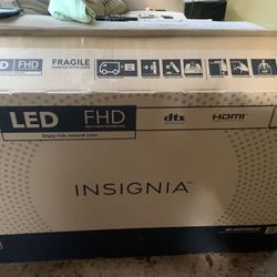 40 Inch LED Flatscreen Brand New In The Box 