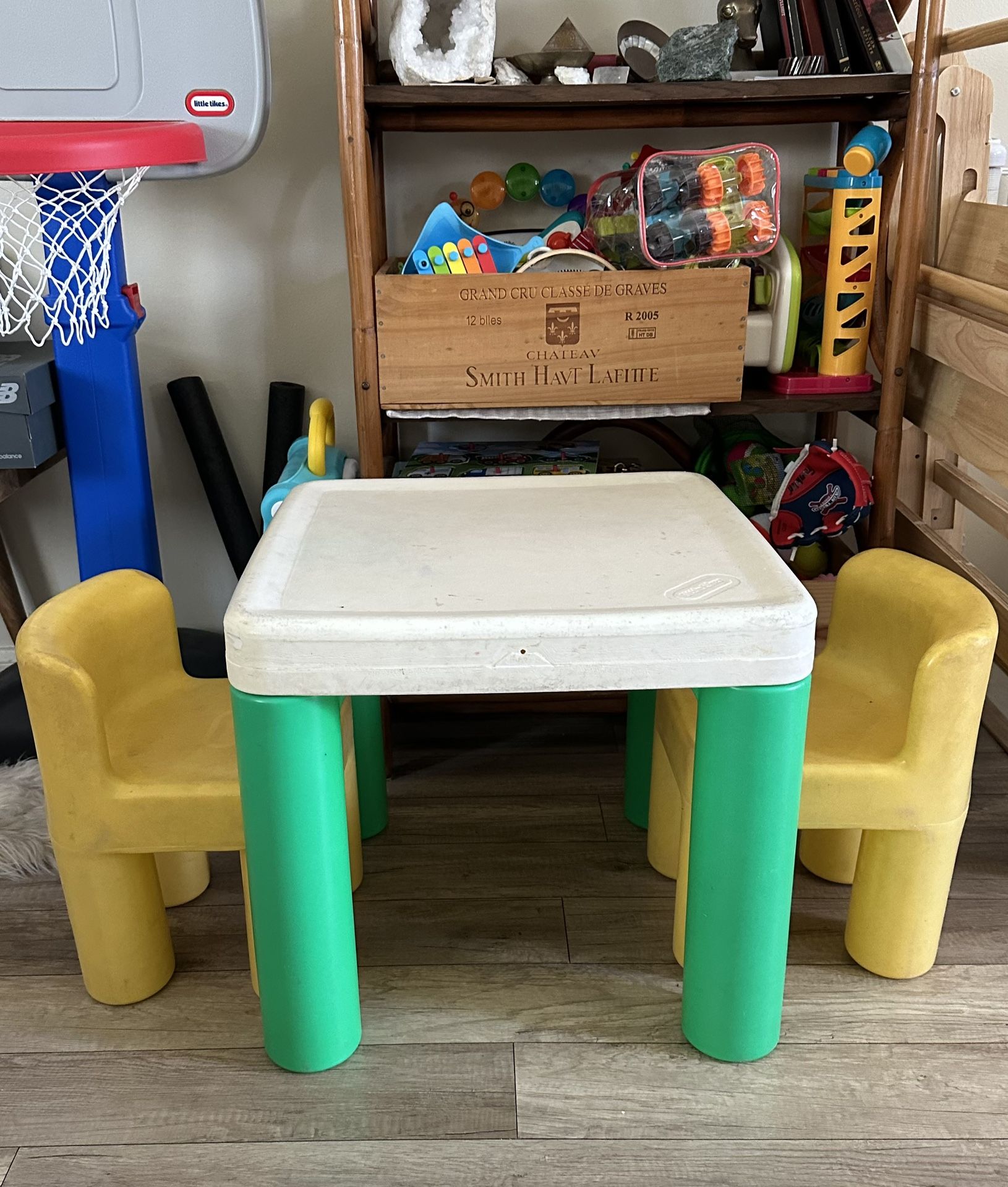 vintage little tikes table and chairs