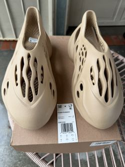 Yeezy Foam Runner Ochre Sz 10