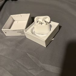 AirPod 4