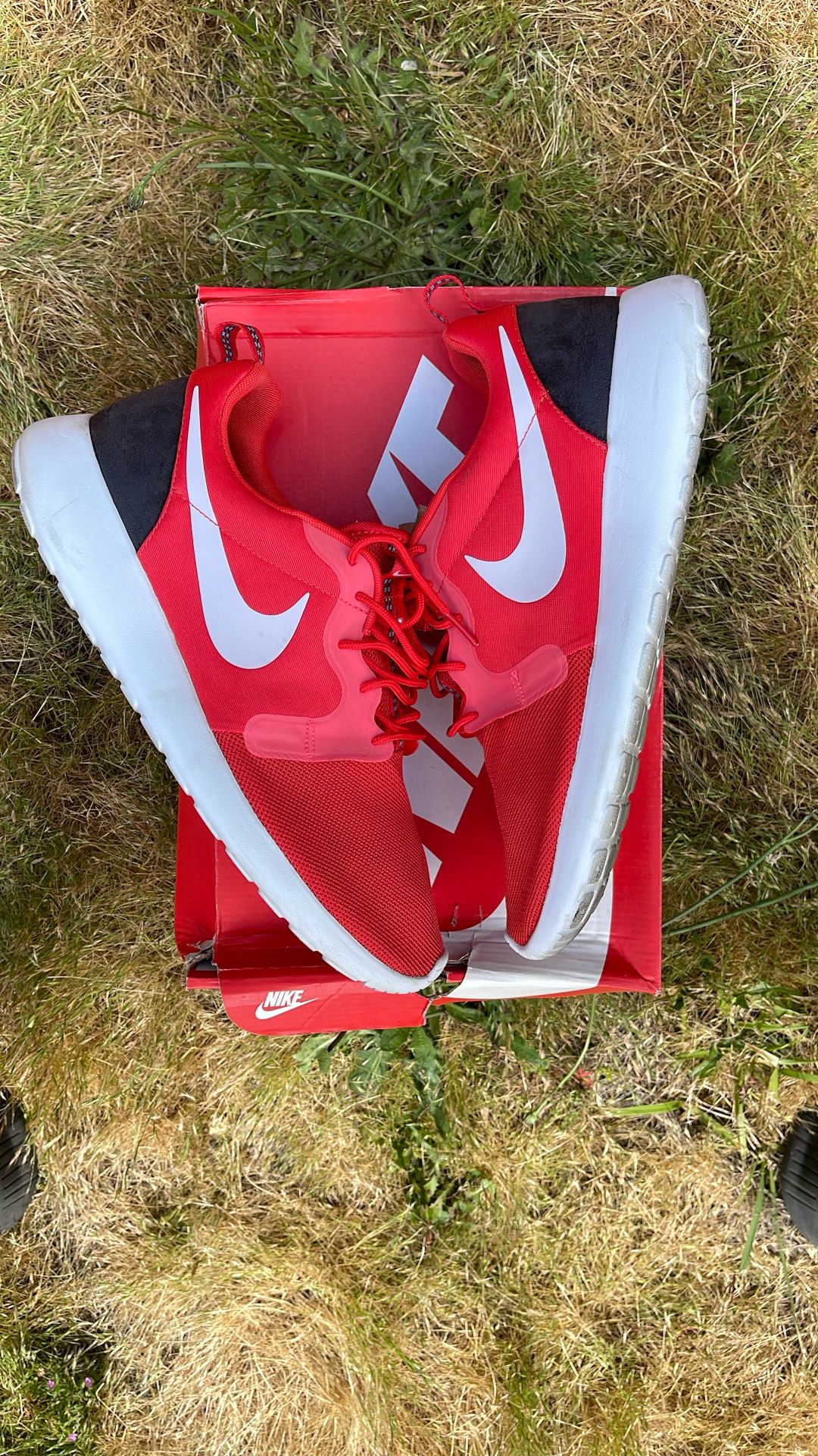 Nike Roshe Size 13