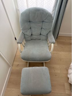 Rocking chair / nursery chair