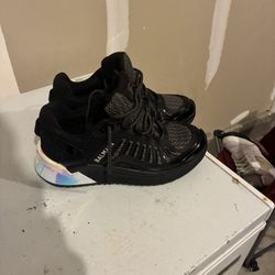  Balmain Black Mesh Iridescent Heel 'B' Logo Lace Up Low Top Athletic Sneaker Men