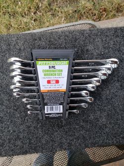 Pittsburgh 9pc Combination Wrench Set