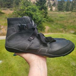 New MERRELL Power Glove Leather Gortex Waterproof Womens Hiking Trail Boots Size 10