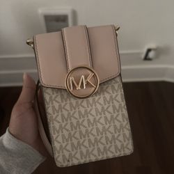 MK Crossbody Carmen Bag 