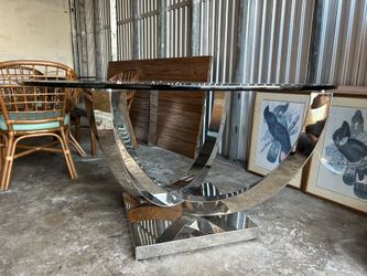 Beautiful Glass Too Table