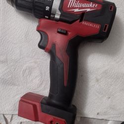 Milwaukee M18 drill