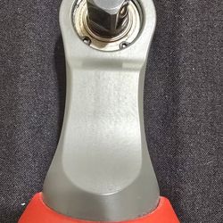 Milwakee 3/8 M12 Ratchet