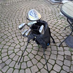 Ping GOLF BAG And Clubs 